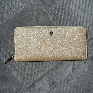 Kate Spade Gold Glitter Wallet 💖